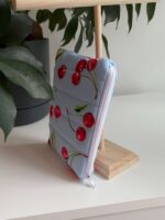 Niebieski portfelik w wiśnie - obrazek 2