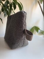 Kosmetyczka szara baranek