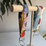 Kolorowy brelok w kwiaty