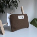 Miękki brązowy portfelik