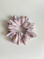 Pastelowa gumka w paski