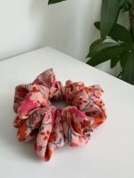 Kolorowa gumka w kwiaty - maxi