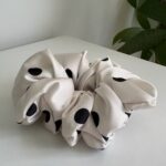 Satyna Armani KROPKI DOTS ECRU CZERŃ